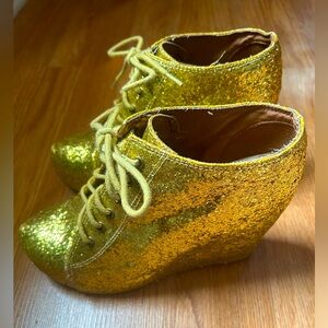 Havana Last Jeffrey Campbell Gold Glitter Wedge Heels - Women’s US 9
